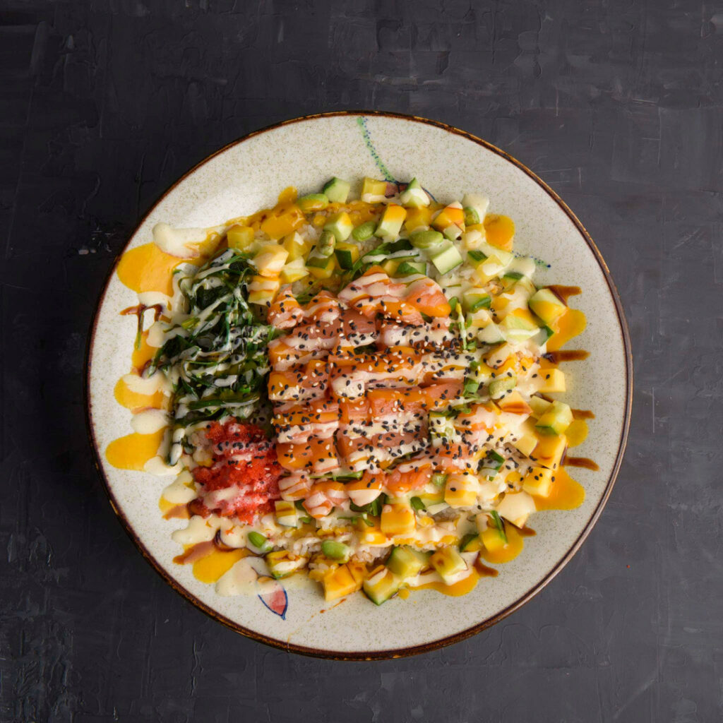 poke bowl v GAO Restaurant